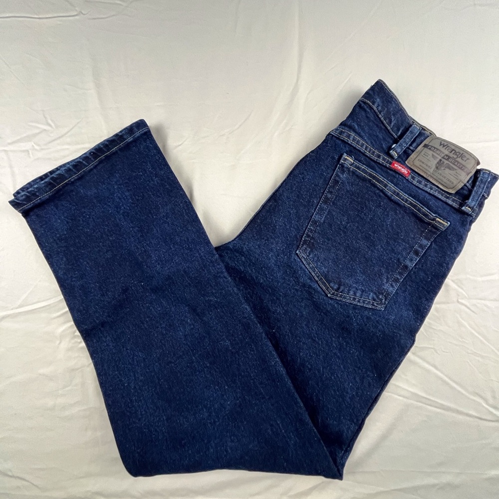 Wrangler Jeans Mens Size 34x30 Blue Denim RN 130273 Relaxed Fit Straight Leg